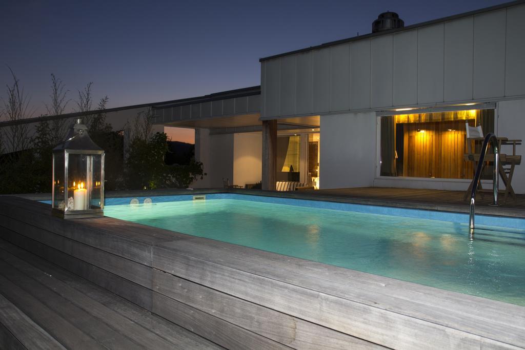 Pavi Apts Ljubljana - Private Rooftop Swimming Pool Bilik gambar